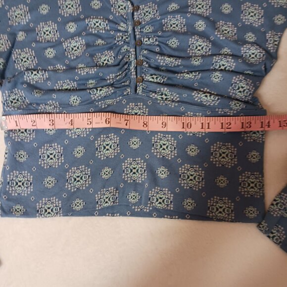 Free People, Medium Blue Top, Boho Chic, Retro Styled, Deep V Neck, Long Sleeve - Picture 12 of 16